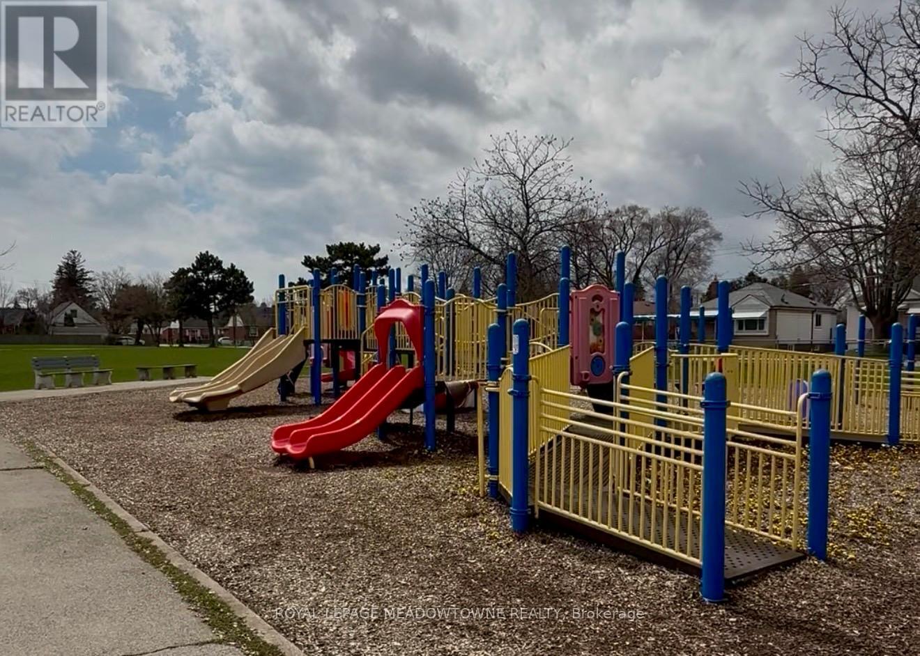 35 East 27th Street, Hamilton, Ontario  L8V 3E8 - Photo 32 - X13025284