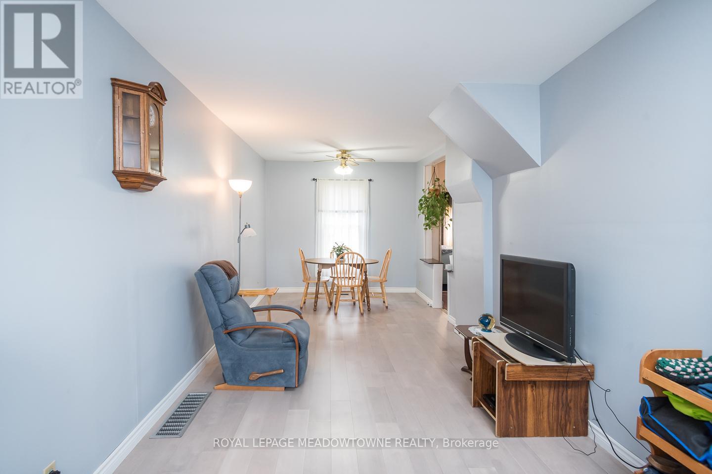 35 East 27th Street, Hamilton, Ontario  L8V 3E8 - Photo 4 - X13025284