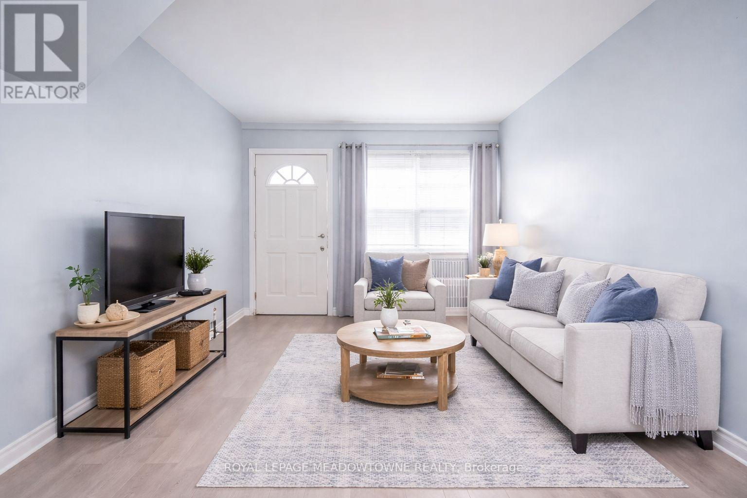 35 East 27th Street, Hamilton, Ontario  L8V 3E8 - Photo 7 - X13025284