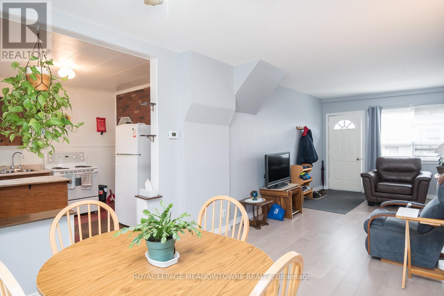 35 East 27th Street, Hamilton, Ontario  L8V 3E8 - Photo 9 - X13025284