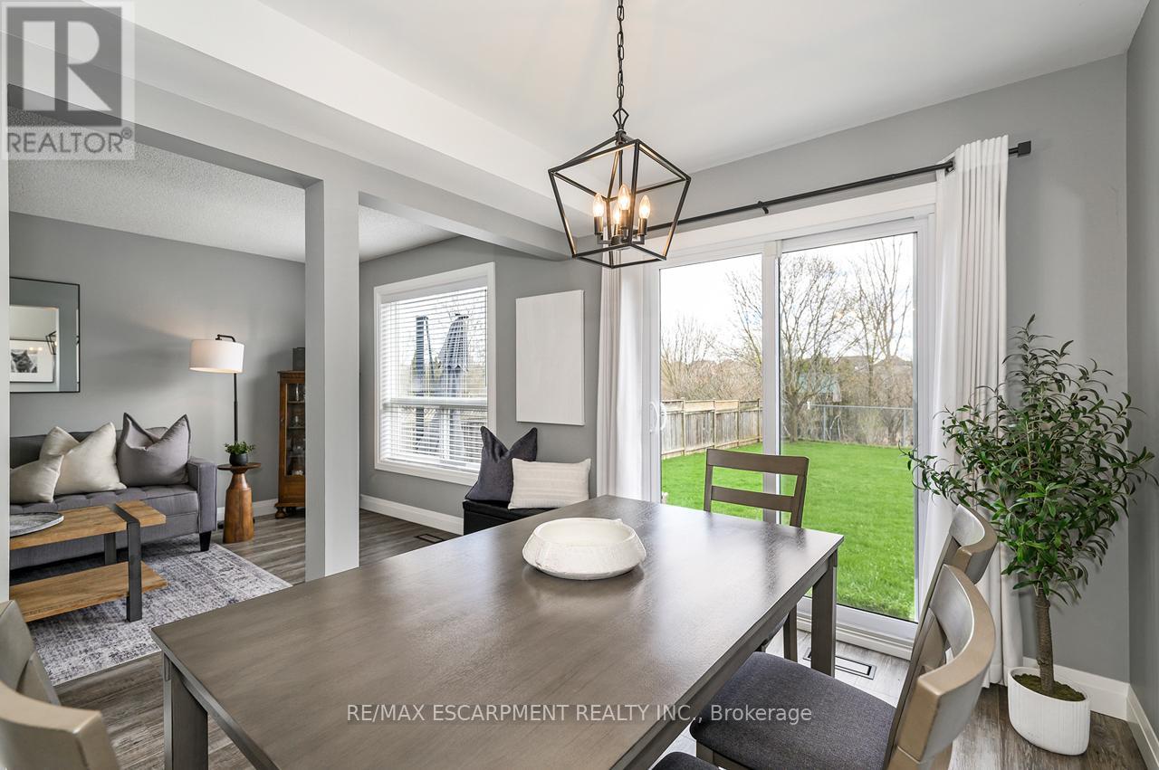 255 Hilltop Drive, North Dumfries, Ontario  N0B 1E0 - Photo 11 - X13025300