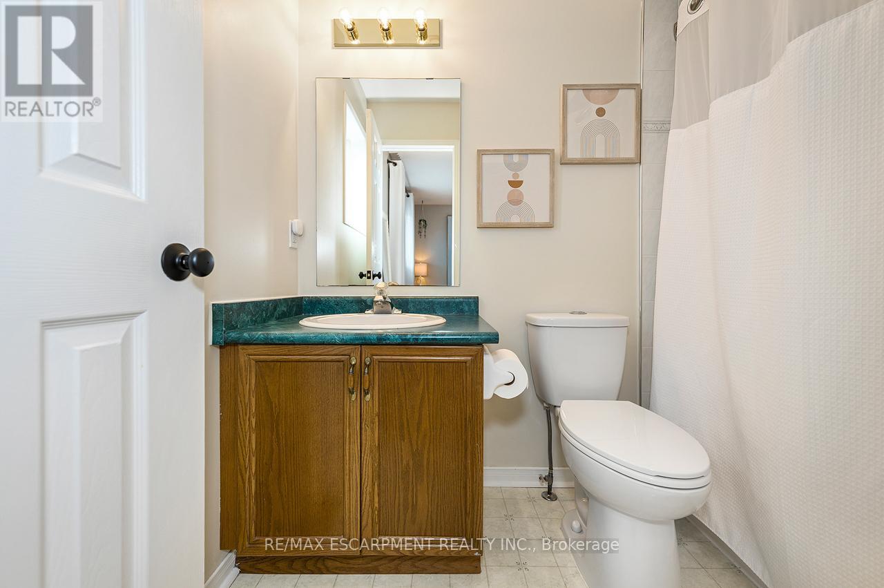 255 Hilltop Drive, North Dumfries, Ontario  N0B 1E0 - Photo 21 - X13025300