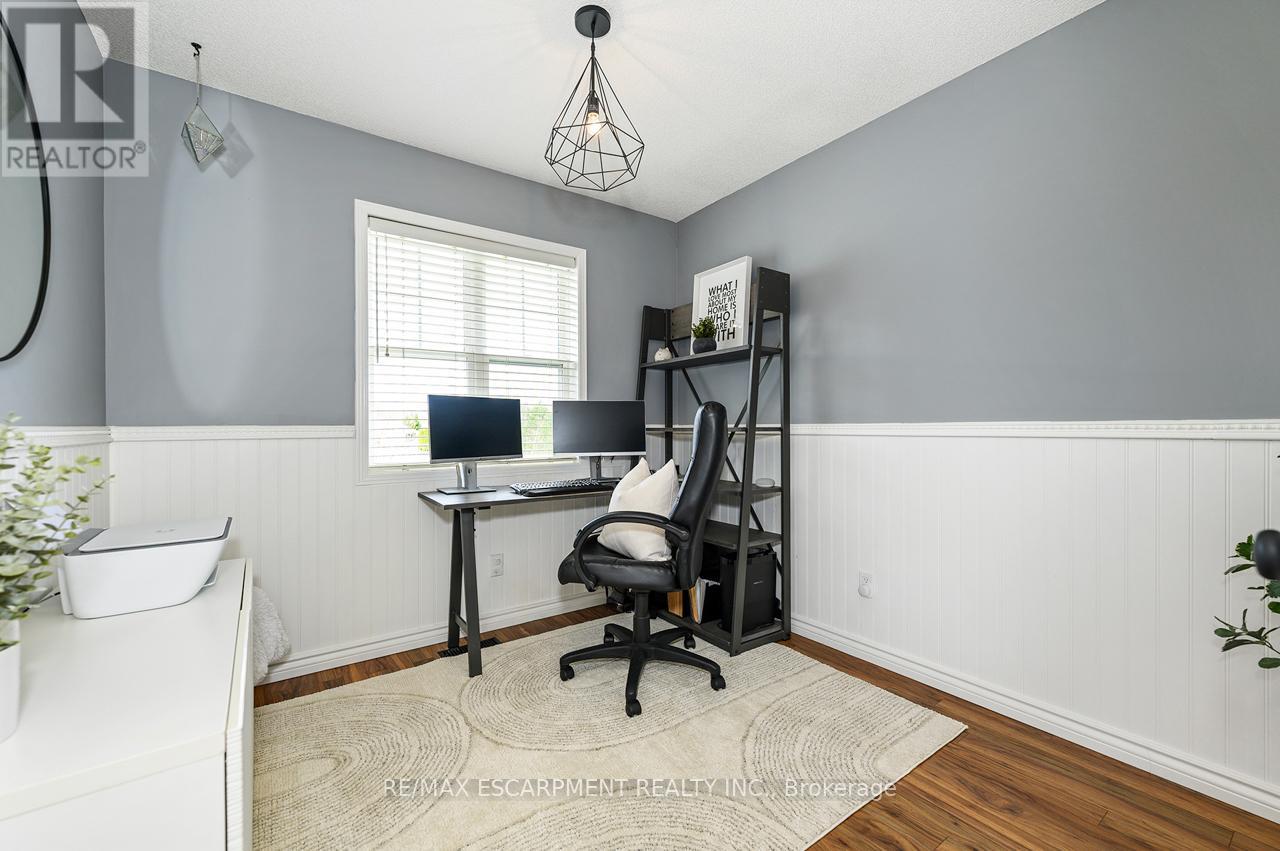 255 Hilltop Drive, North Dumfries, Ontario  N0B 1E0 - Photo 23 - X13025300