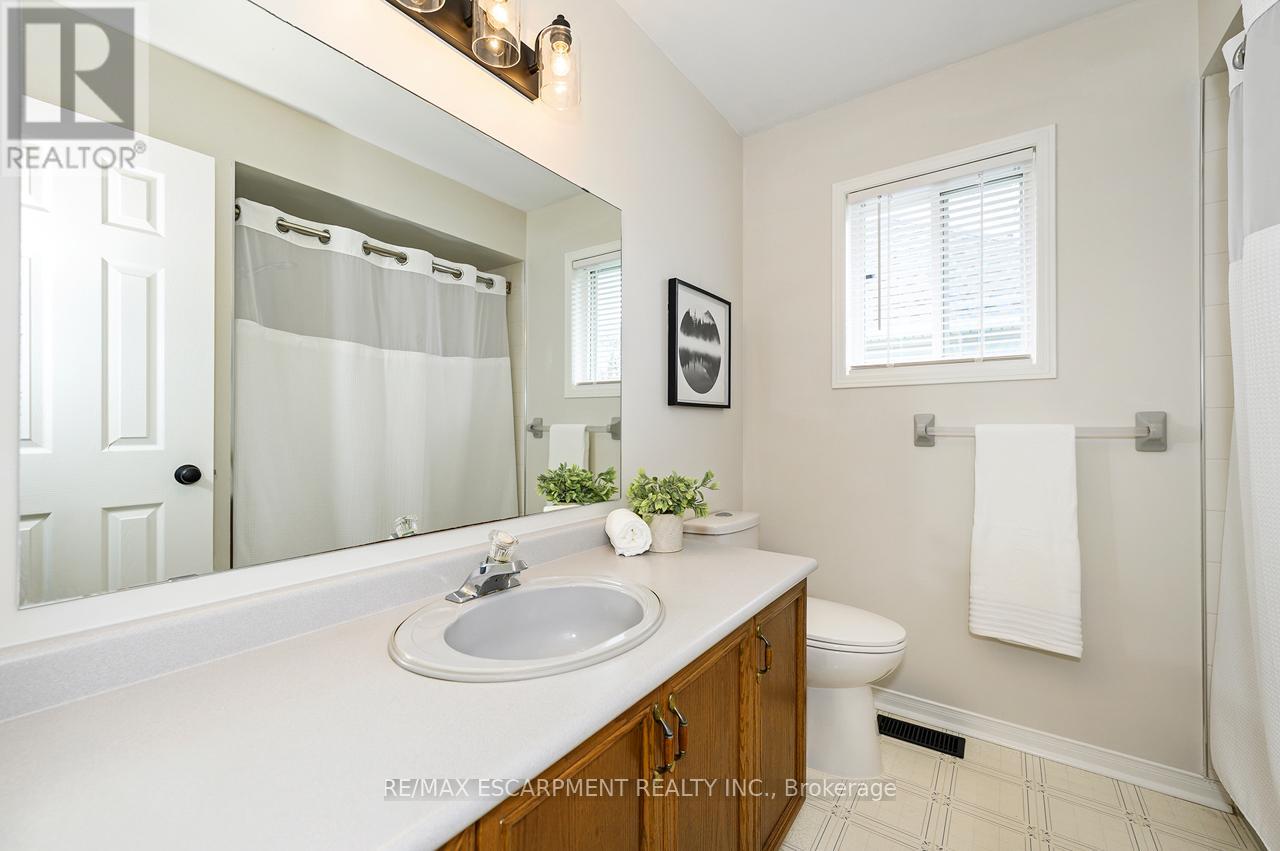 255 Hilltop Drive, North Dumfries, Ontario  N0B 1E0 - Photo 27 - X13025300