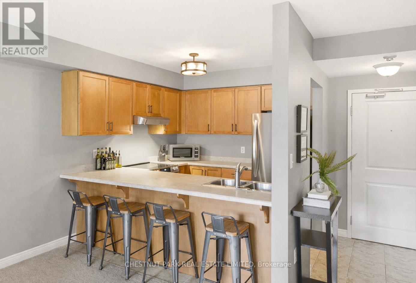 315 - 56 Kerman Avenue, Grimsby (Grimsby West), Ontario  L3M 0A1 - Photo 10 - X13025348