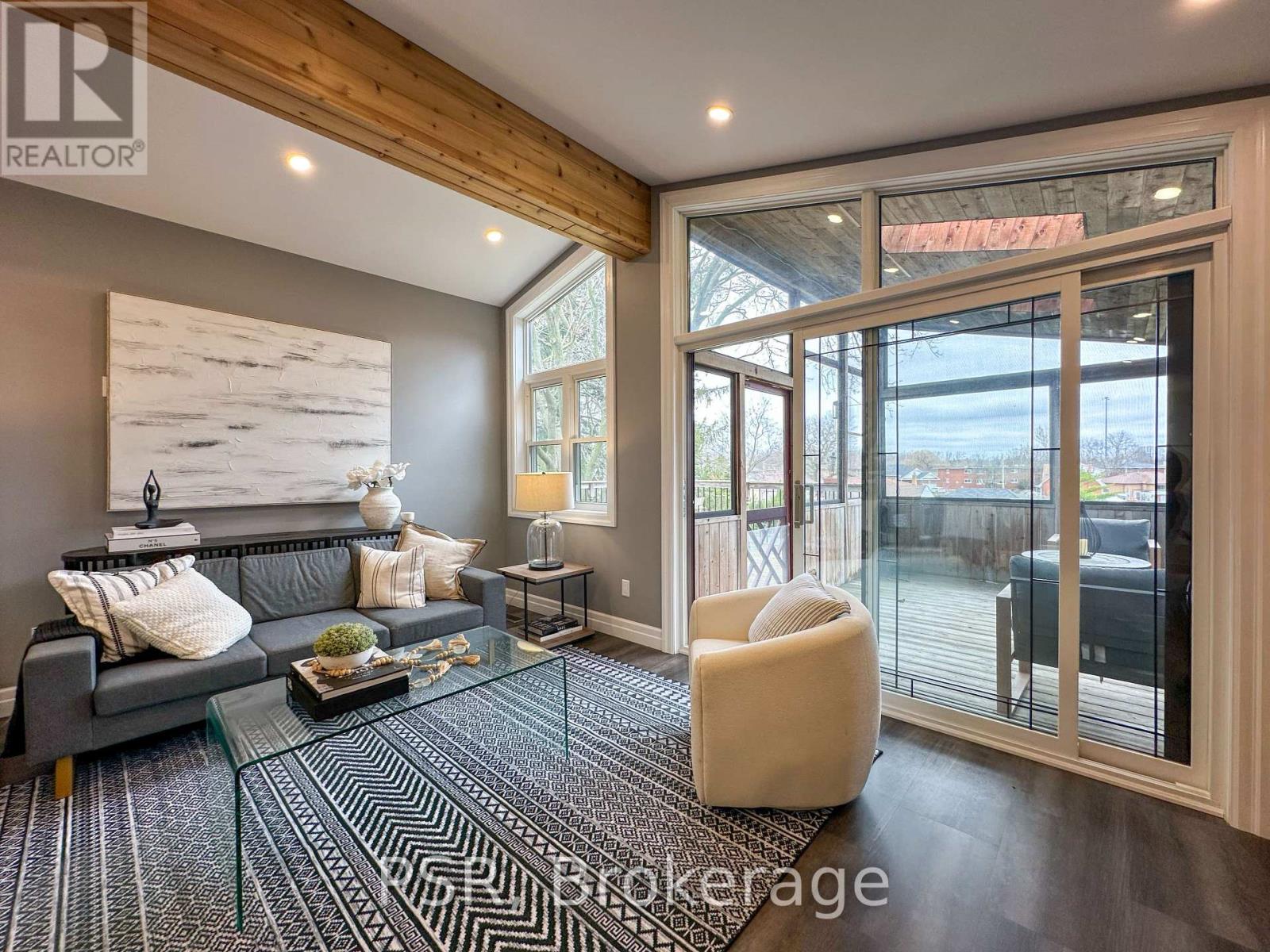 68 Fairmount Road, Kitchener, Ontario  N2H 2G6 - Photo 2 - X13025352