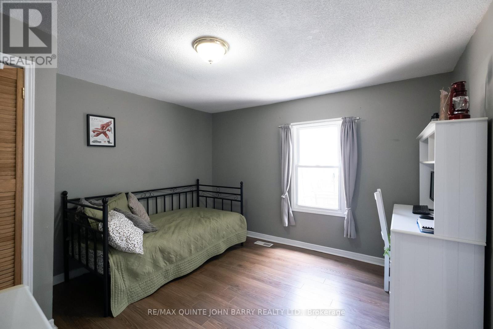 17 James Street, Quinte West, Ontario  K8V 2W8 - Photo 17 - X13025458