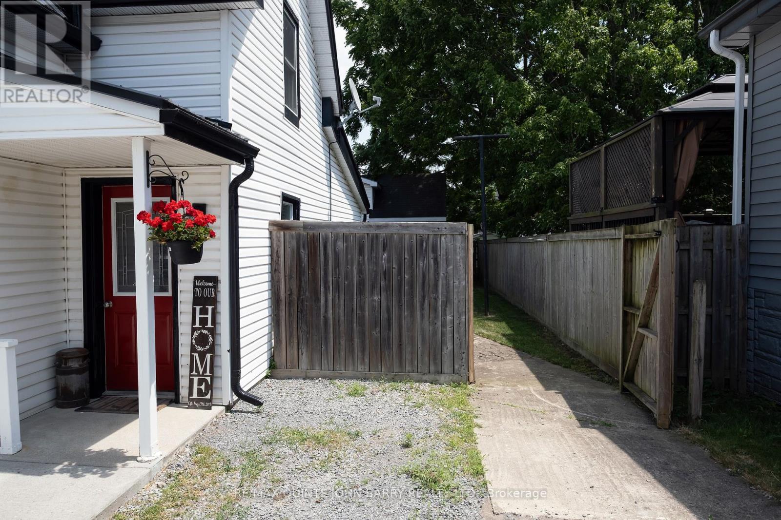 17 James Street, Quinte West, Ontario  K8V 2W8 - Photo 27 - X13025458