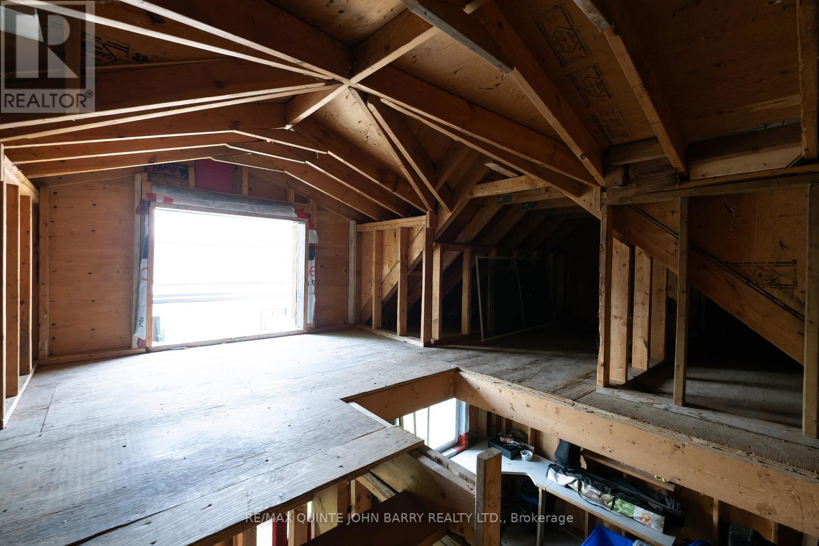 17 James Street, Quinte West, Ontario  K8V 2W8 - Photo 37 - X13025458