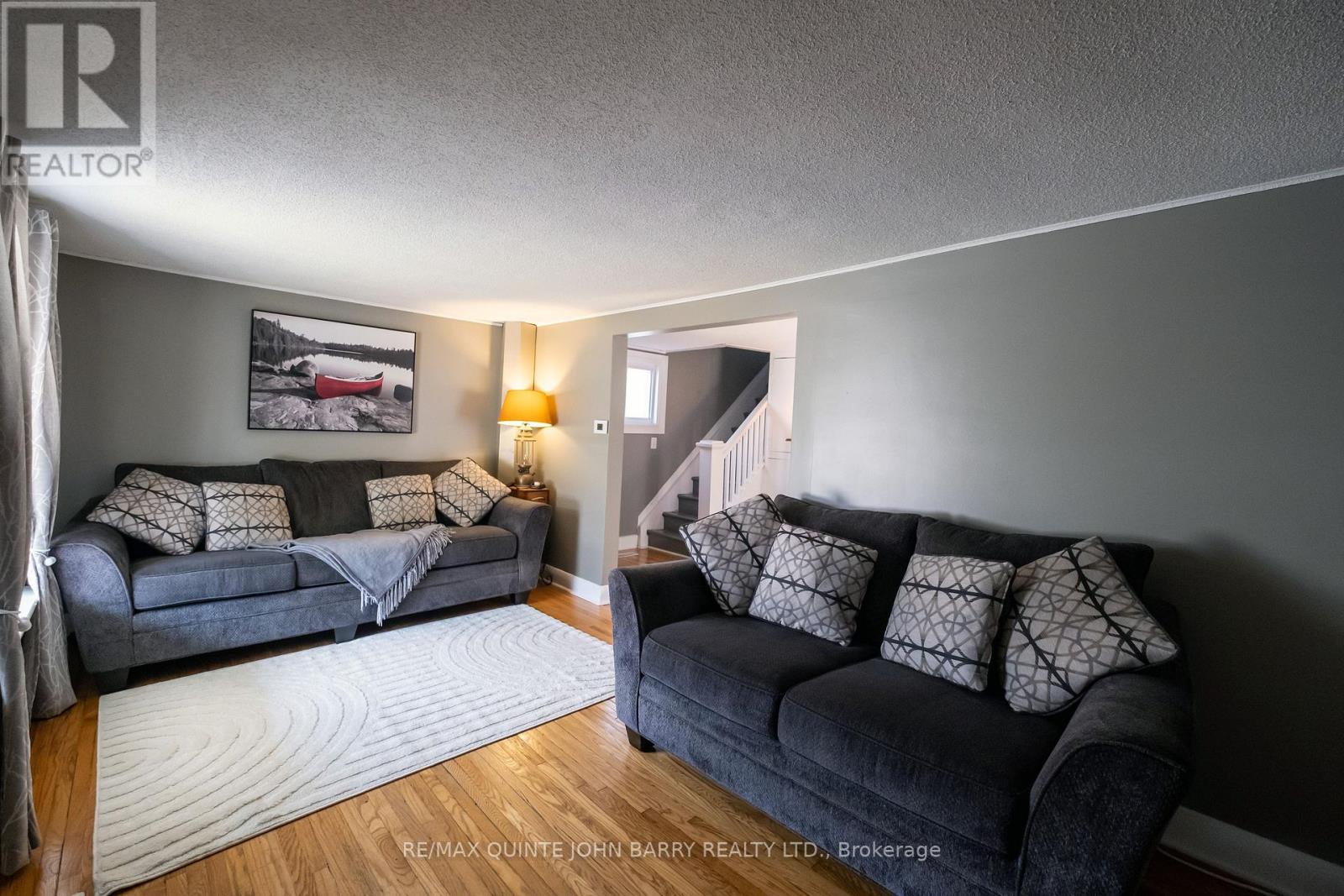 17 James Street, Quinte West, Ontario  K8V 2W8 - Photo 5 - X13025458