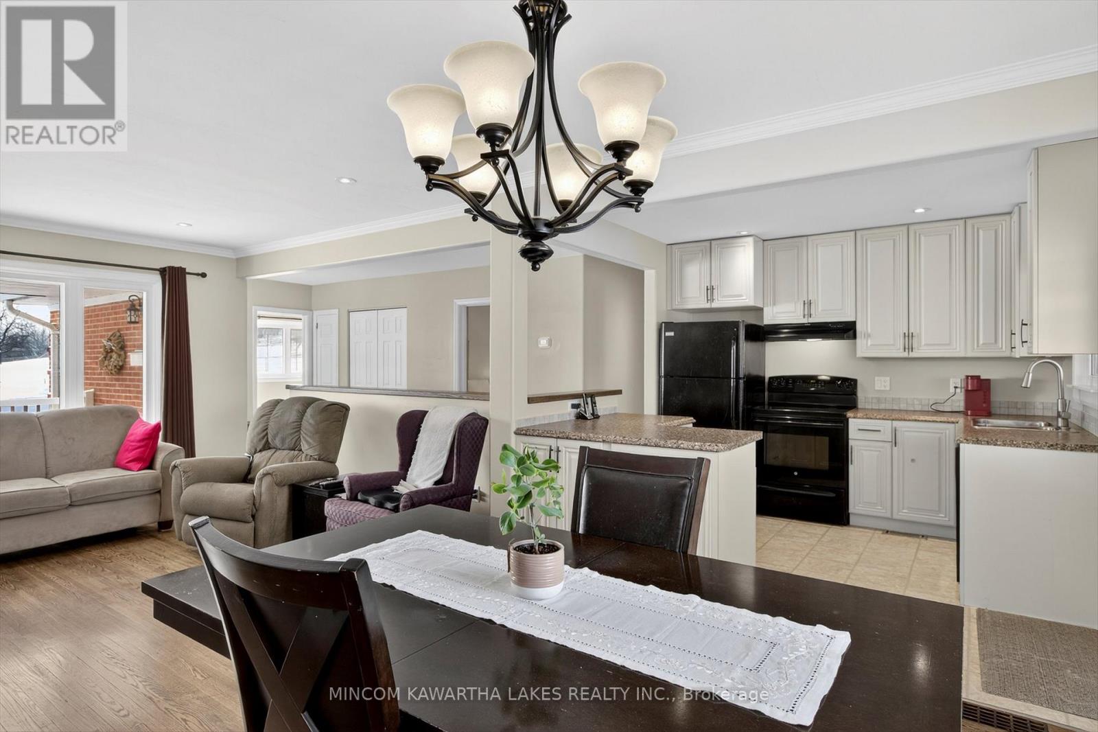 630 Sherbrooke Street, Peterborough (Town Ward 3), Ontario  K9J 2P6 - Photo 11 - X13025472