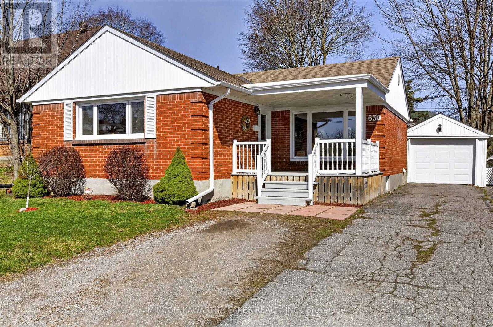 630 Sherbrooke Street, Peterborough (Town Ward 3), Ontario  K9J 2P6 - Photo 2 - X13025472