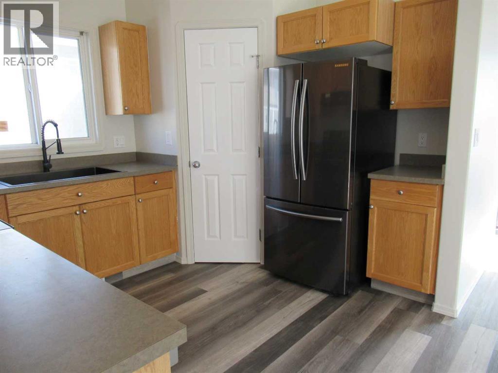 7830 115a Street, Grande Prairie, Alberta  T8W 0A1 - Photo 5 - A2297227