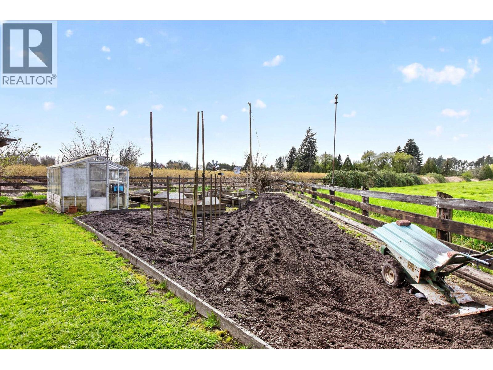 15023 Harris Road, Pitt Meadows, British Columbia  V3Y 1Z1 - Photo 31 - R3111296