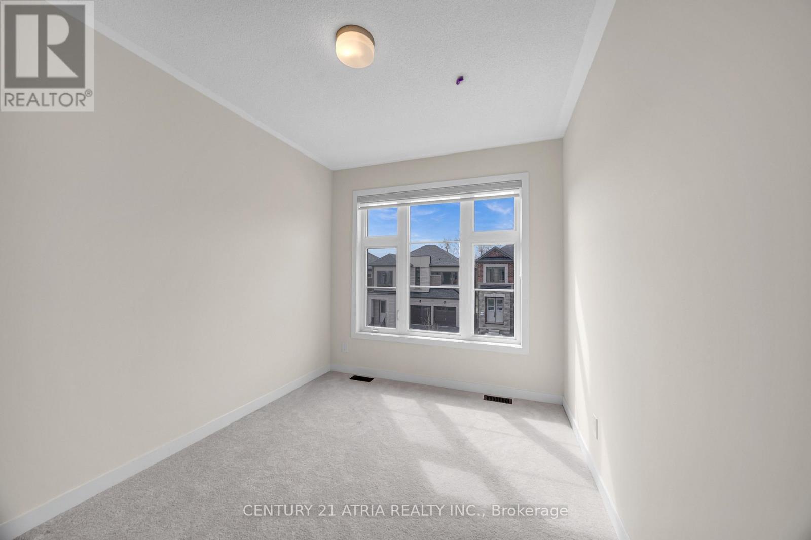 1838 Narcissus Gardens, Pickering, Ontario  L1X 0K6 - Photo 28 - E13025276