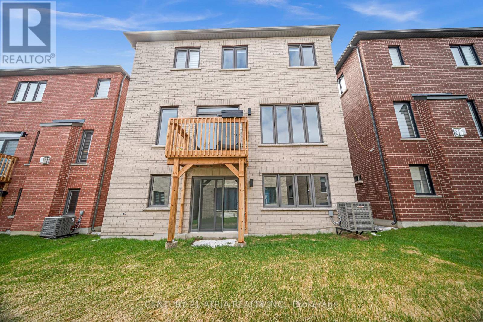 1838 Narcissus Gardens, Pickering, Ontario  L1X 0K6 - Photo 31 - E13025276