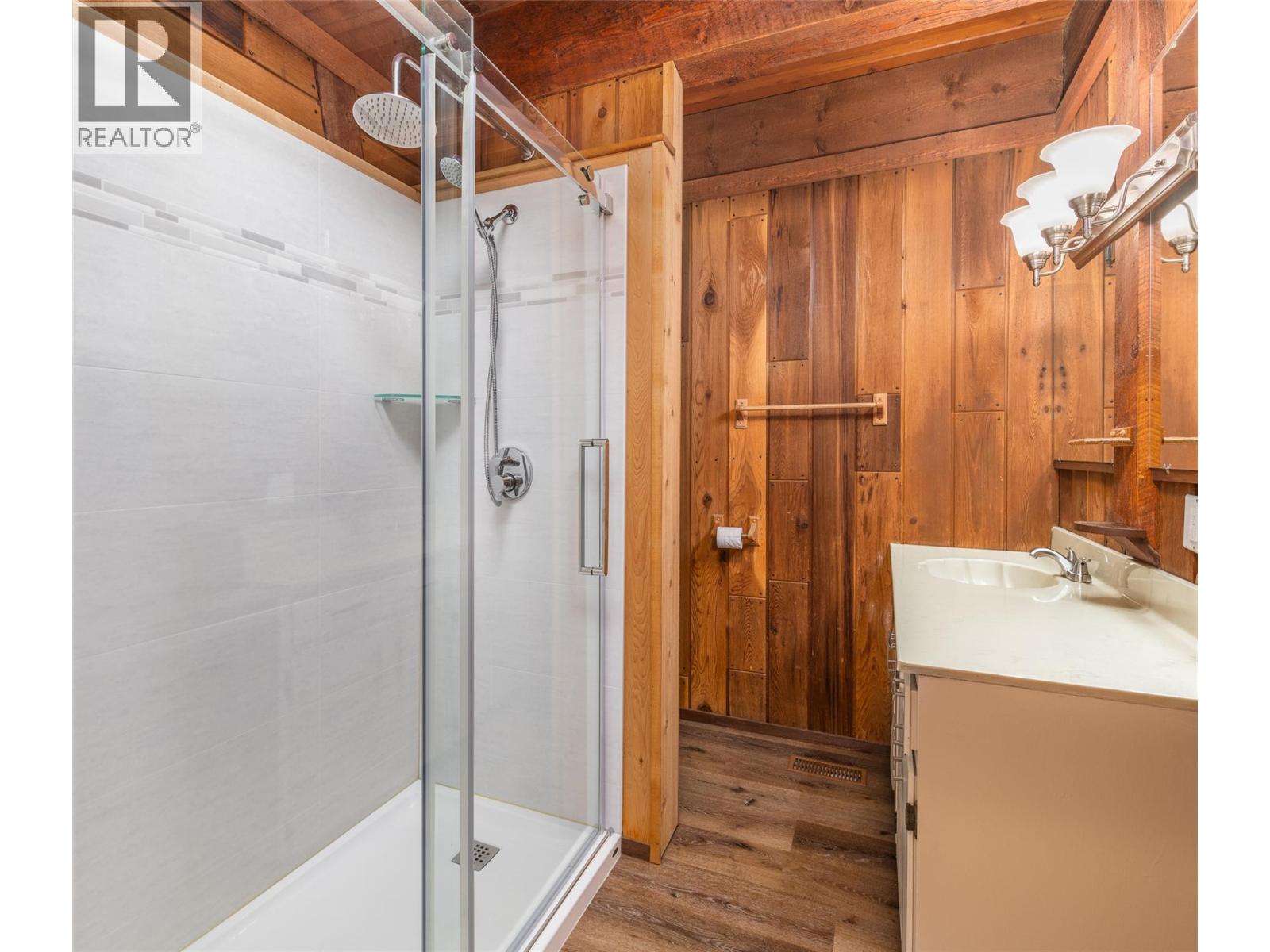 10208 Twin Bays Road, Twin Bays, British Columbia  V0B 1A1 - Photo 19 - 10384028