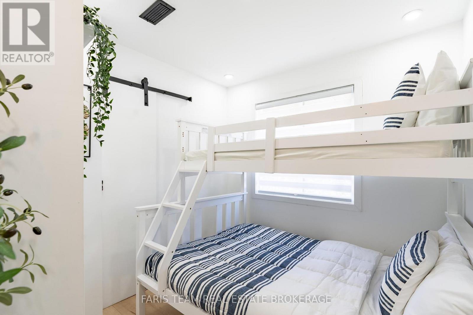 2305 Crystal Beach Road, Innisfil, Ontario  L9S 3W8 - Photo 25 - N13024672