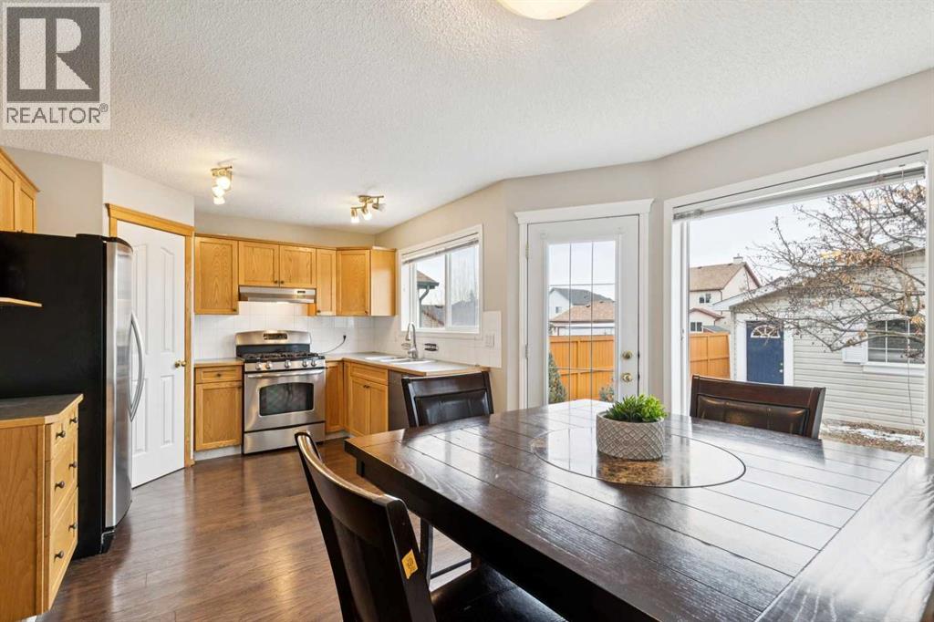 81 Bridlewood Manor Sw, Calgary, Alberta  T2Y 3T4 - Photo 13 - A2294484