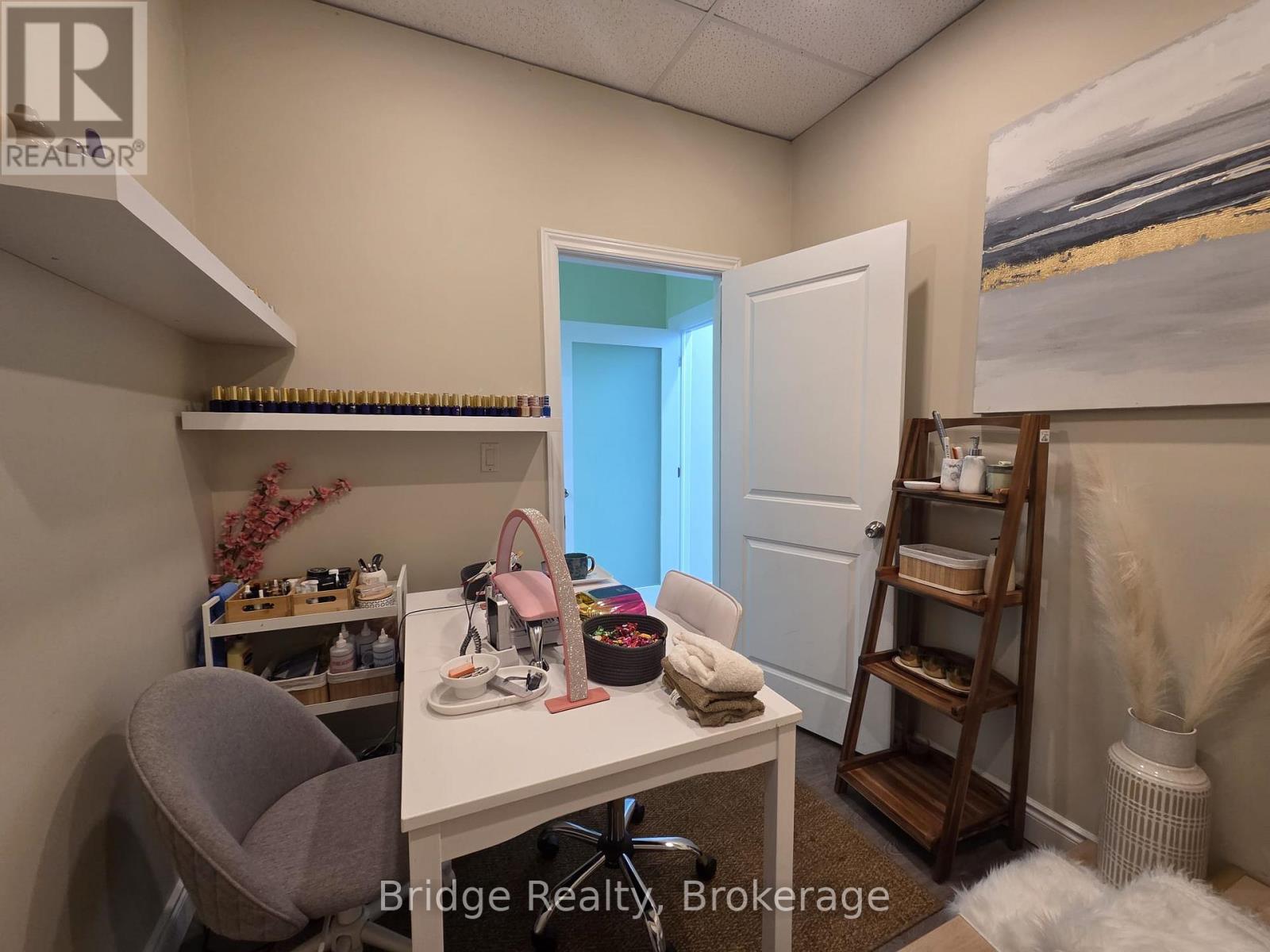 4 - 635 Greenhill Avenue, Hamilton, Ontario  L8K 5W8 - Photo 18 - X12878280