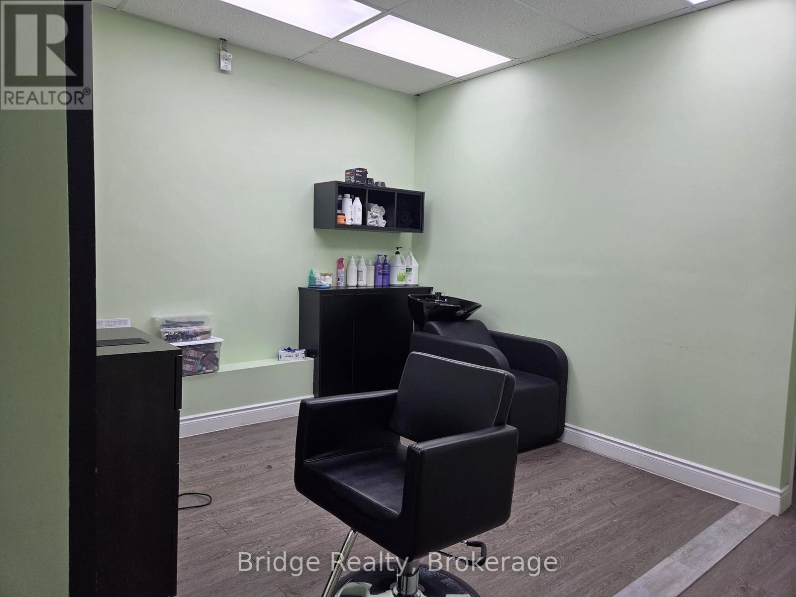 4 - 635 Greenhill Avenue, Hamilton, Ontario  L8K 5W8 - Photo 19 - X12878280