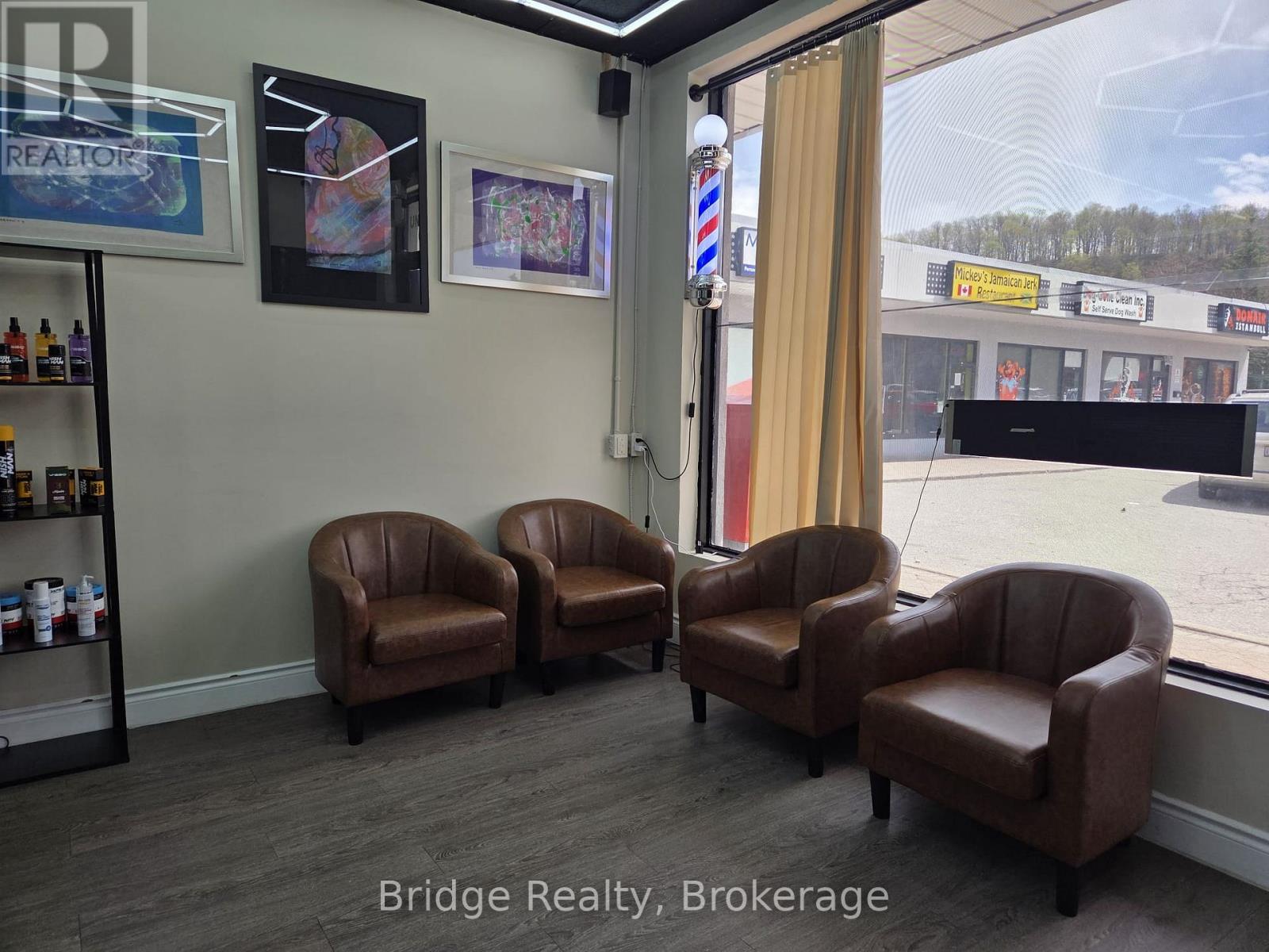 4 - 635 Greenhill Avenue, Hamilton, Ontario  L8K 5W8 - Photo 10 - X12878280