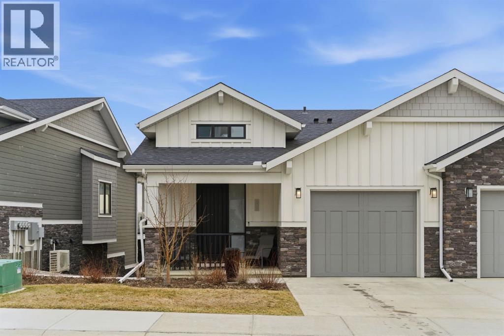 408 Crestridge Common SW, Calgary, Alberta