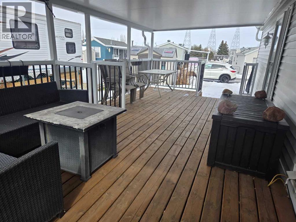 481 Carefree Resort, Rural Red Deer County, Alberta  T4G 0K6 - Photo 3 - A2303208