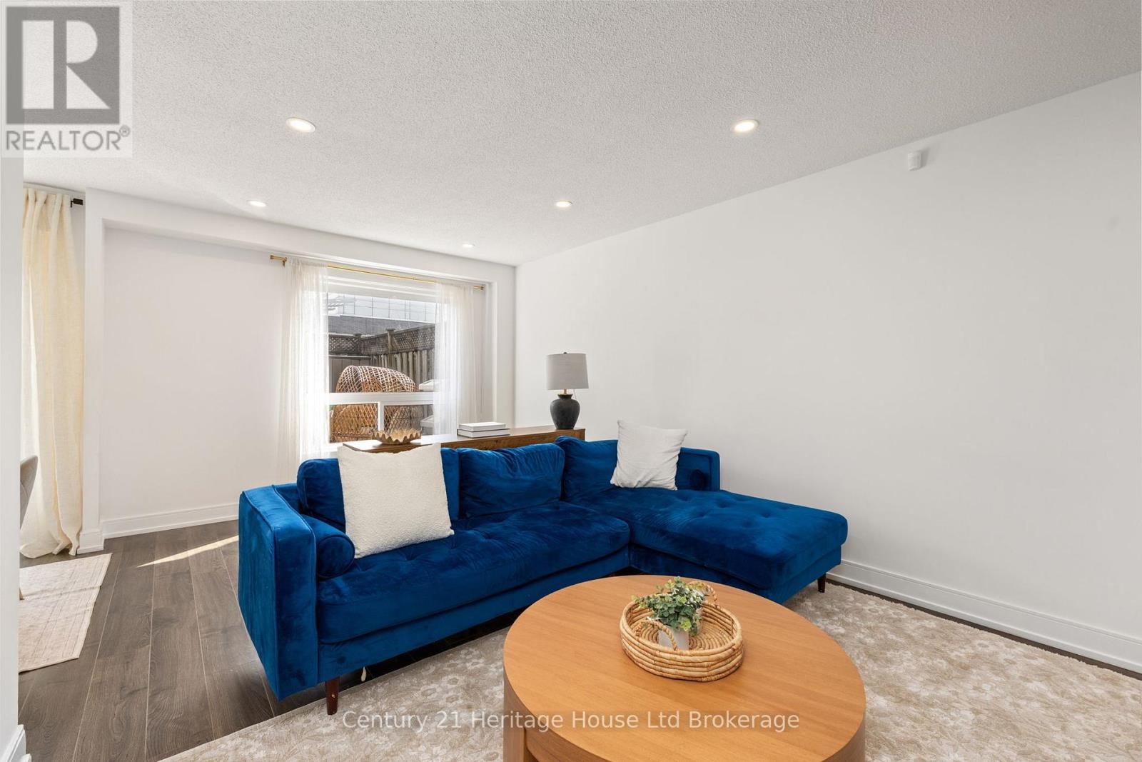 9 San Vito Way, Toronto, Ontario  M3L 2G7 - Photo 10 - W13025582