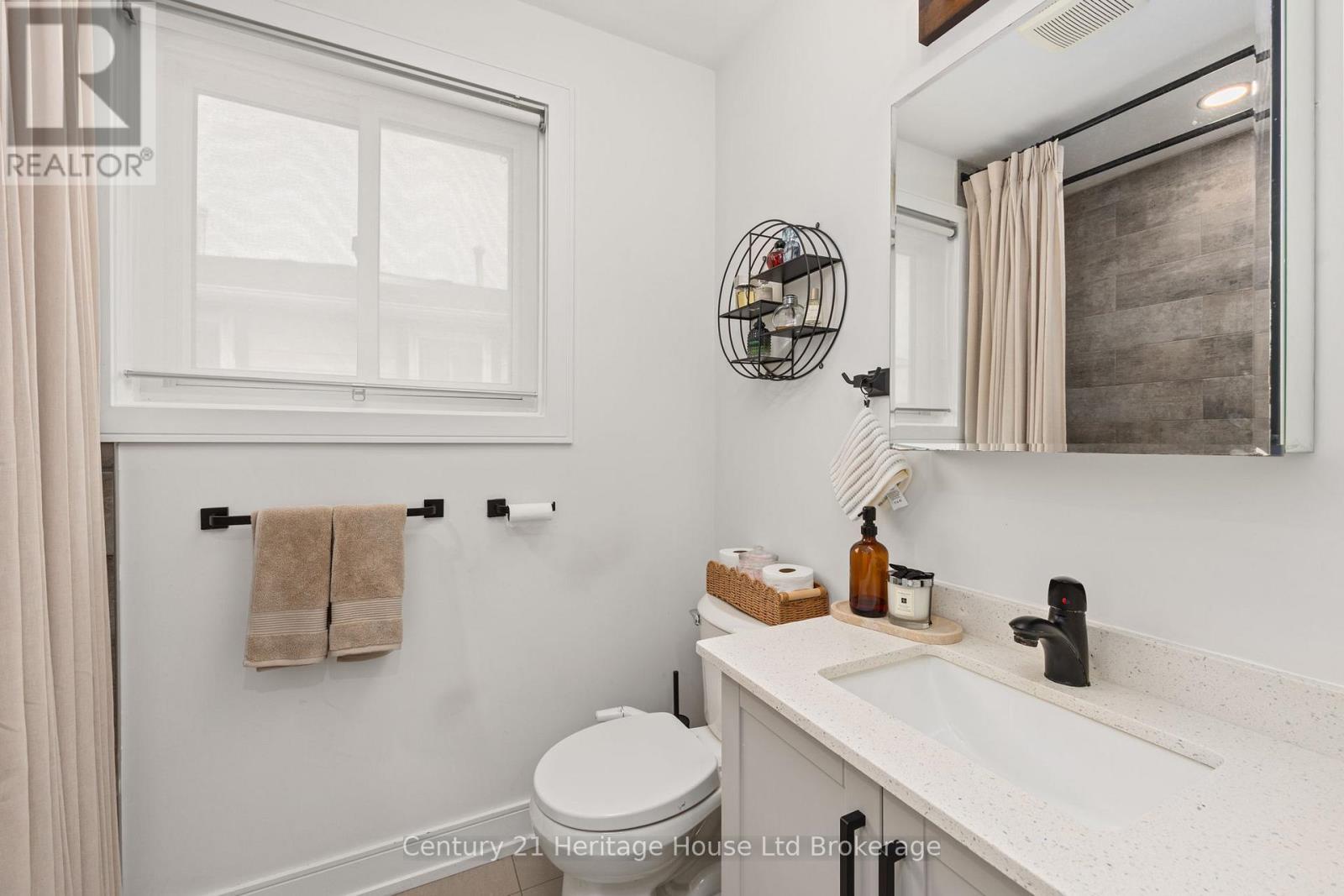 9 San Vito Way, Toronto, Ontario  M3L 2G7 - Photo 21 - W13025582