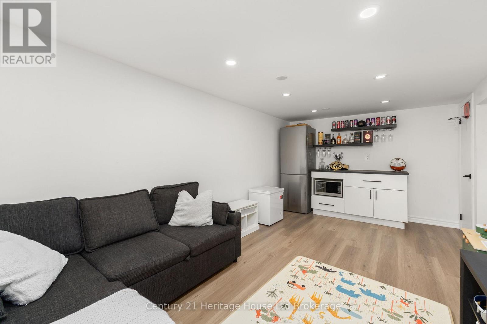 9 San Vito Way, Toronto, Ontario  M3L 2G7 - Photo 24 - W13025582