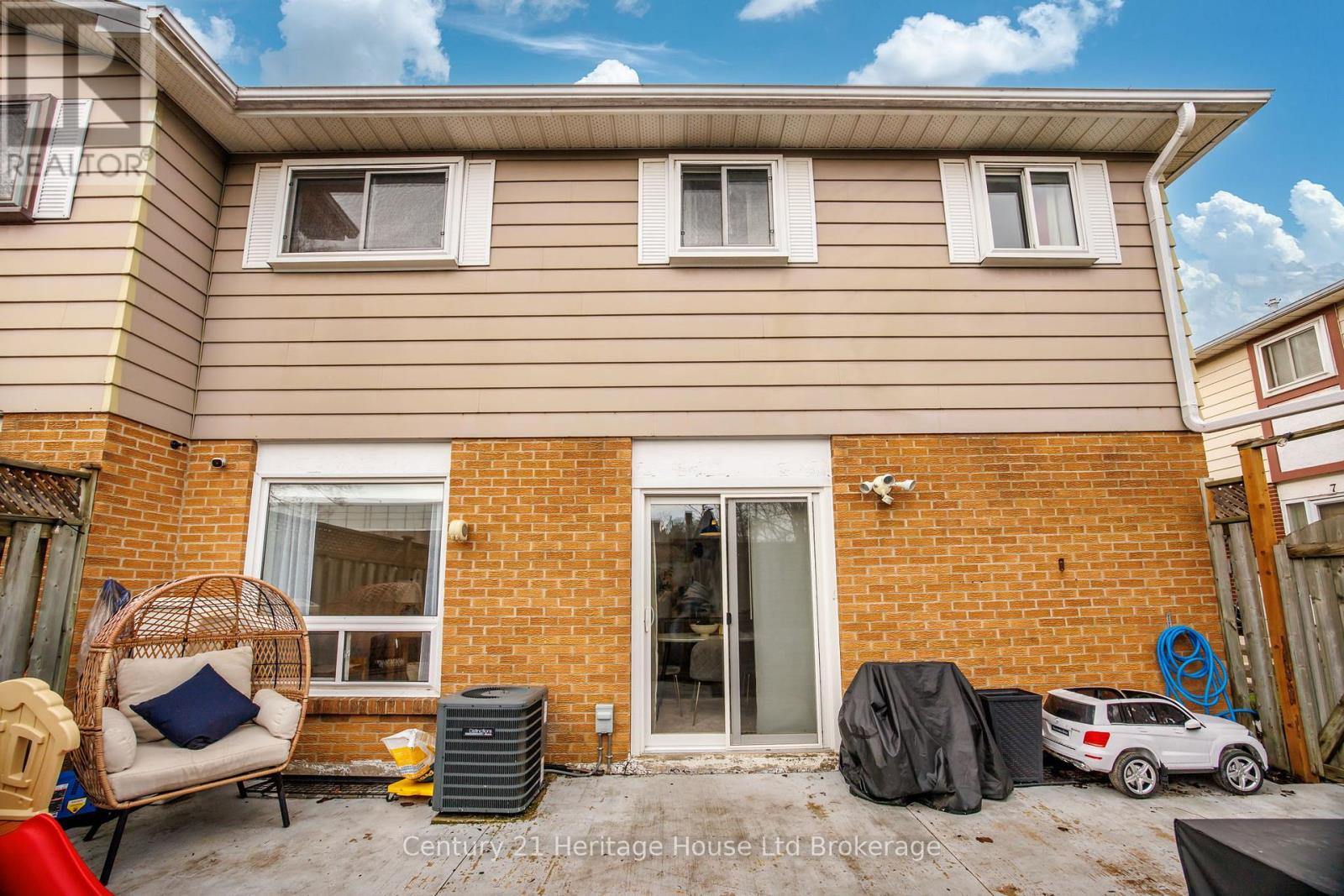 9 San Vito Way, Toronto, Ontario  M3L 2G7 - Photo 27 - W13025582