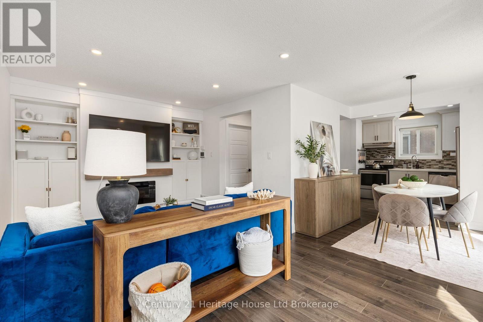 9 San Vito Way, Toronto, Ontario  M3L 2G7 - Photo 9 - W13025582