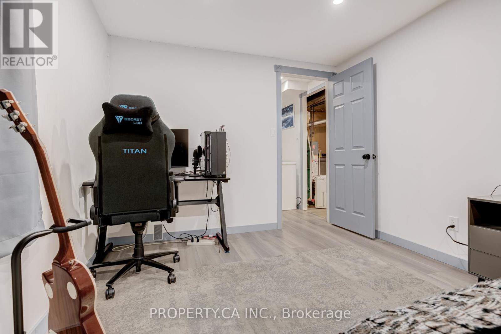 6 Hendley Drive, Ajax, Ontario  L1T 2C6 - Photo 23 - E13024088