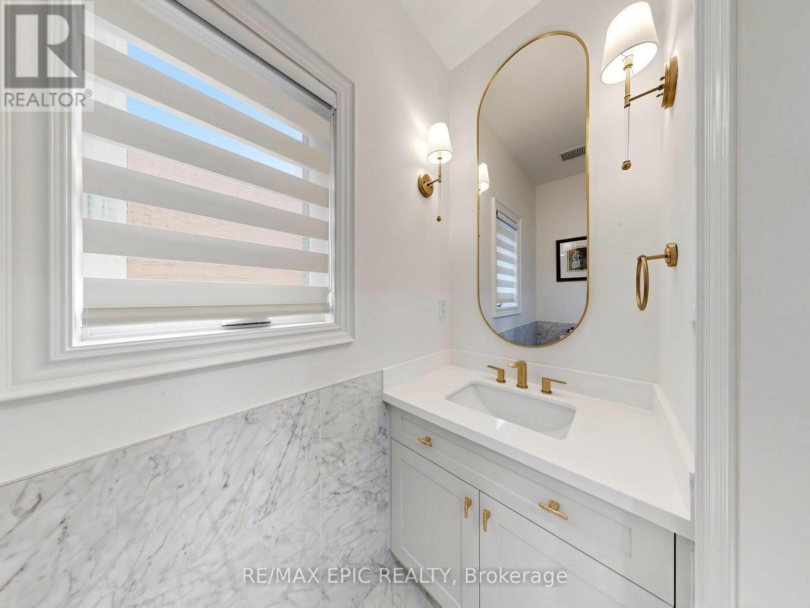 122 Scarlet Way, Bradford West Gwillimbury, Ontario  L3Z 4J2 - Photo 29 - N13023774