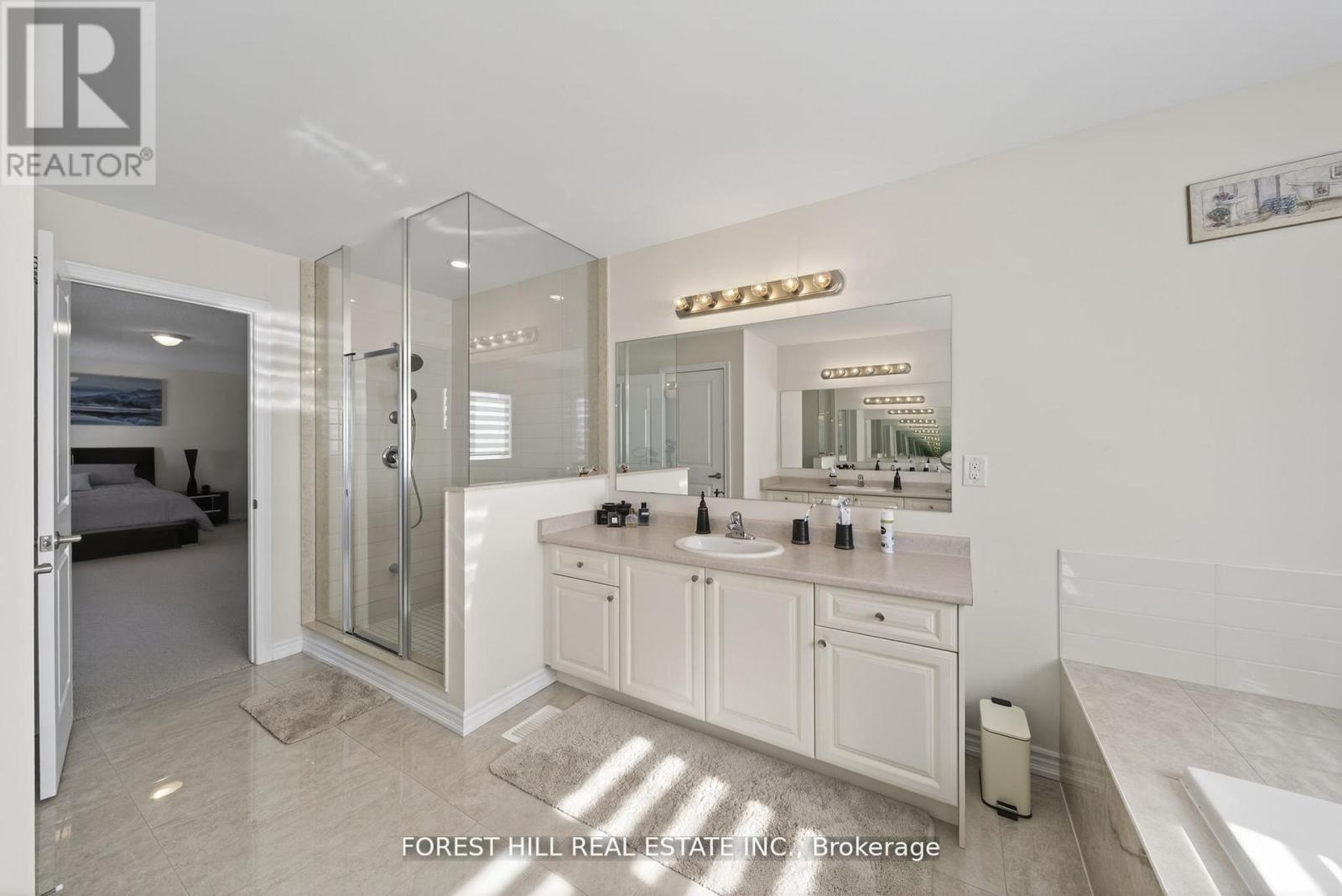 37 Rugman Crescent, Springwater, Ontario  L9X 2A2 - Photo 20 - S12975464