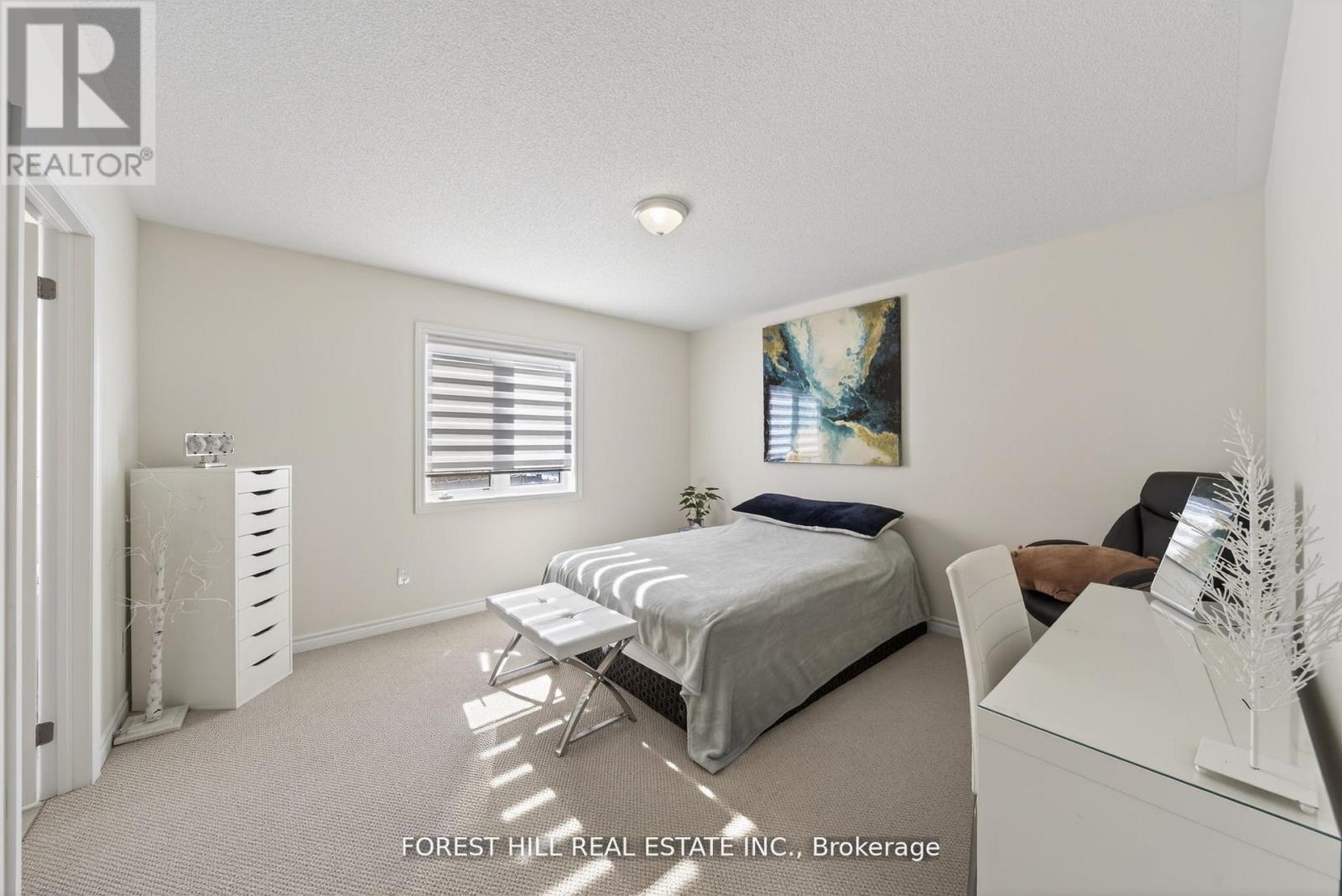 37 Rugman Crescent, Springwater, Ontario  L9X 2A2 - Photo 21 - S12975464