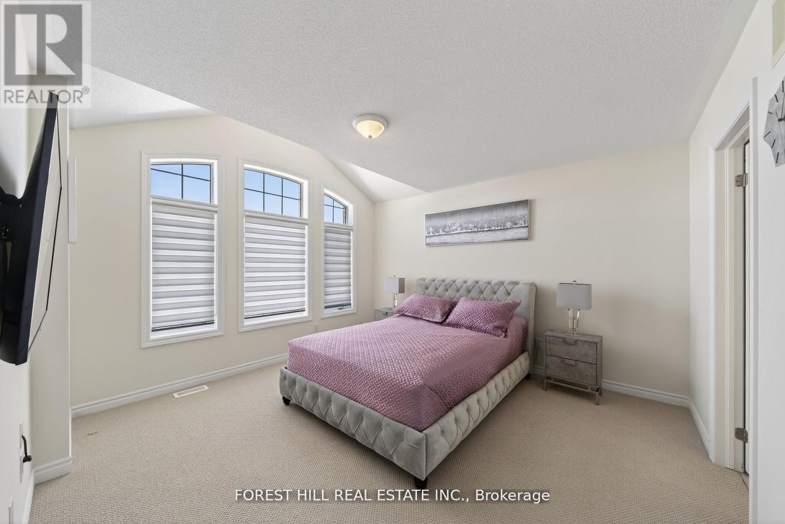 37 Rugman Crescent, Springwater, Ontario  L9X 2A2 - Photo 23 - S12975464