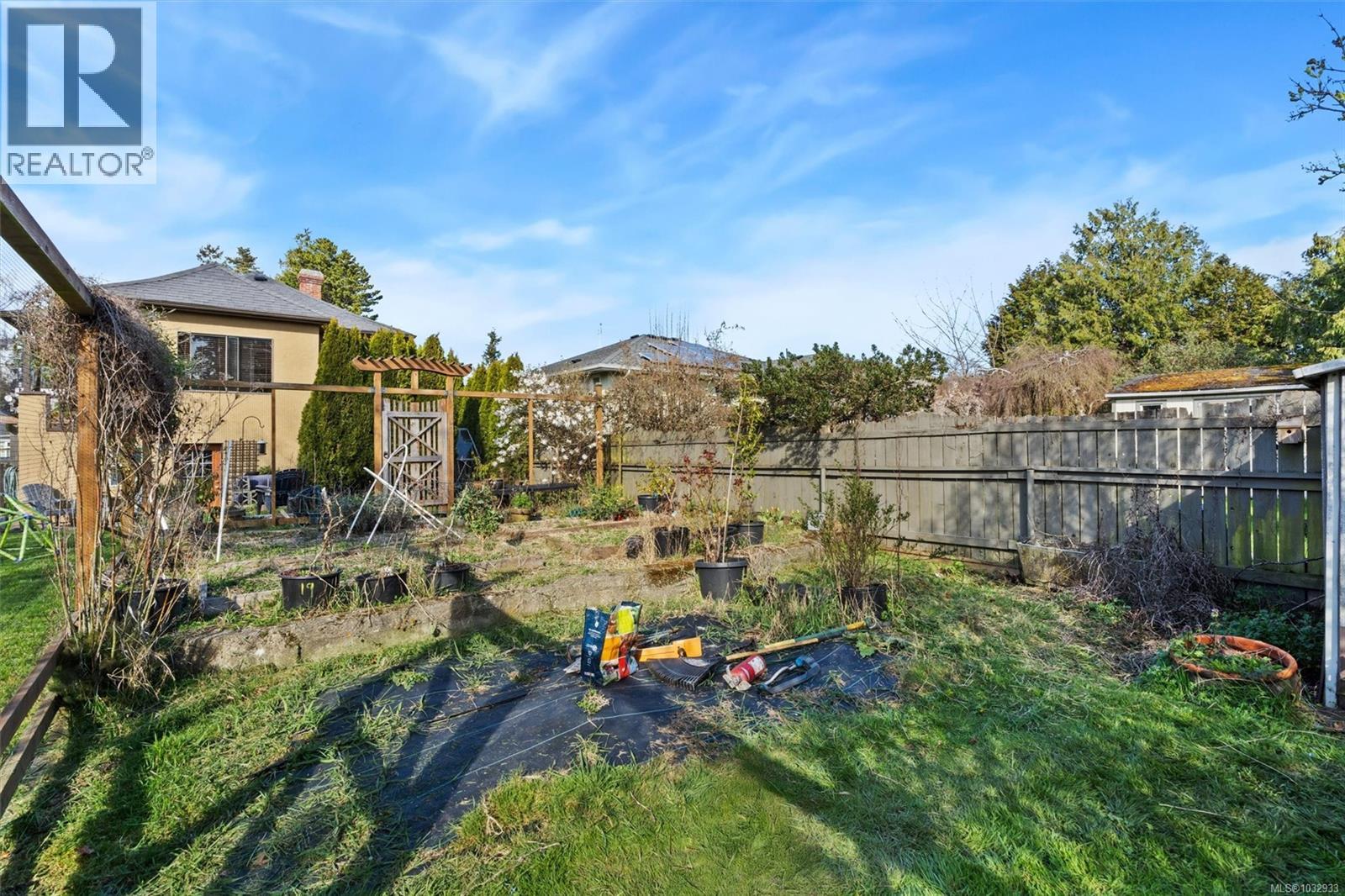 989 Dunsmuir Rd, Esquimalt, British Columbia  V9A 5C4 - Photo 37 - 1032933