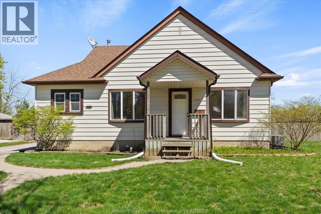 127 BALACLAVA STREET South, amherstburg, Ontario