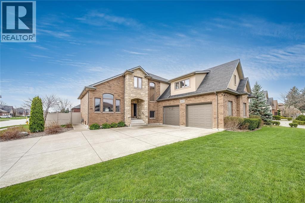 12337 Candlewood Drive, Tecumseh, Ontario  N9K 0A3 - Photo 2 - 26008678