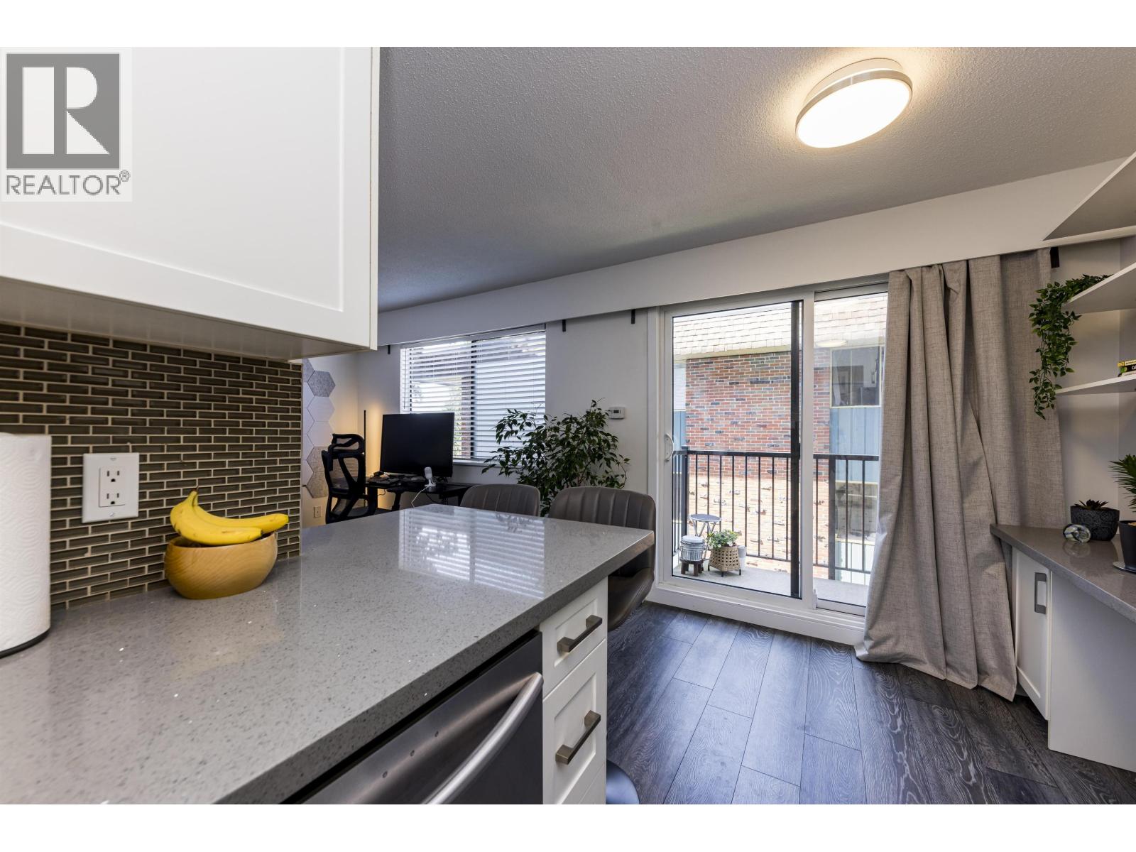 208 160 E 19th Street, North Vancouver, British Columbia  V7L 2Y8 - Photo 16 - R3113929