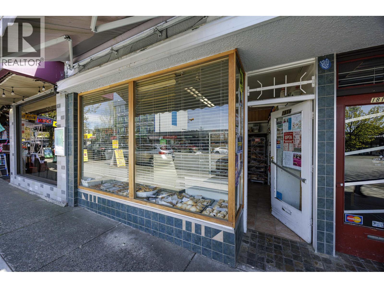 208 160 E 19th Street, North Vancouver, British Columbia  V7L 2Y8 - Photo 33 - R3113929