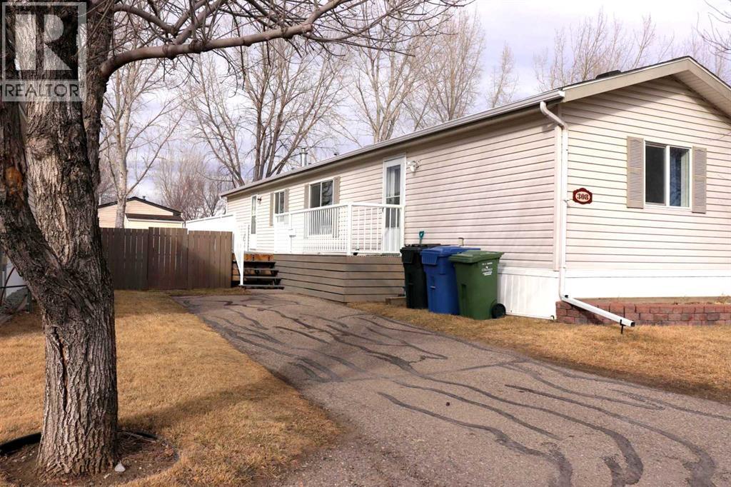 308 Station Boulevard, Coaldale, Alberta  T1M 1P6 - Photo 18 - A2272823