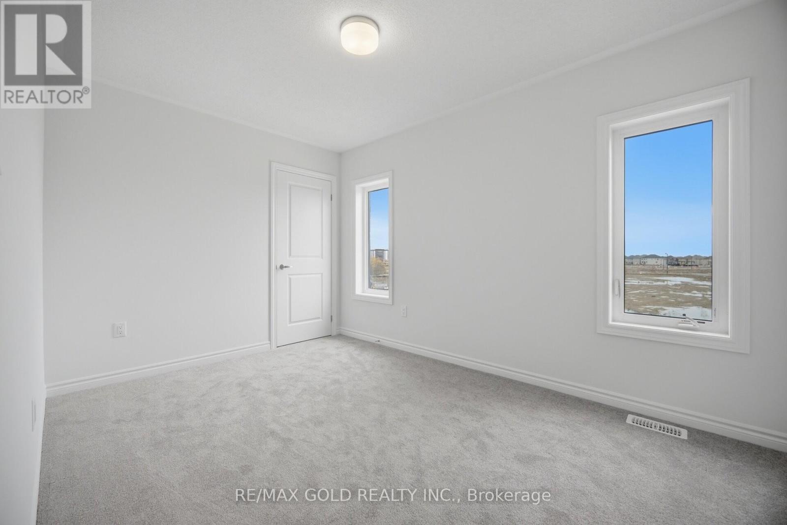 31 Watkins Road, Brampton, Ontario  L6R 4E3 - Photo 17 - W13024854