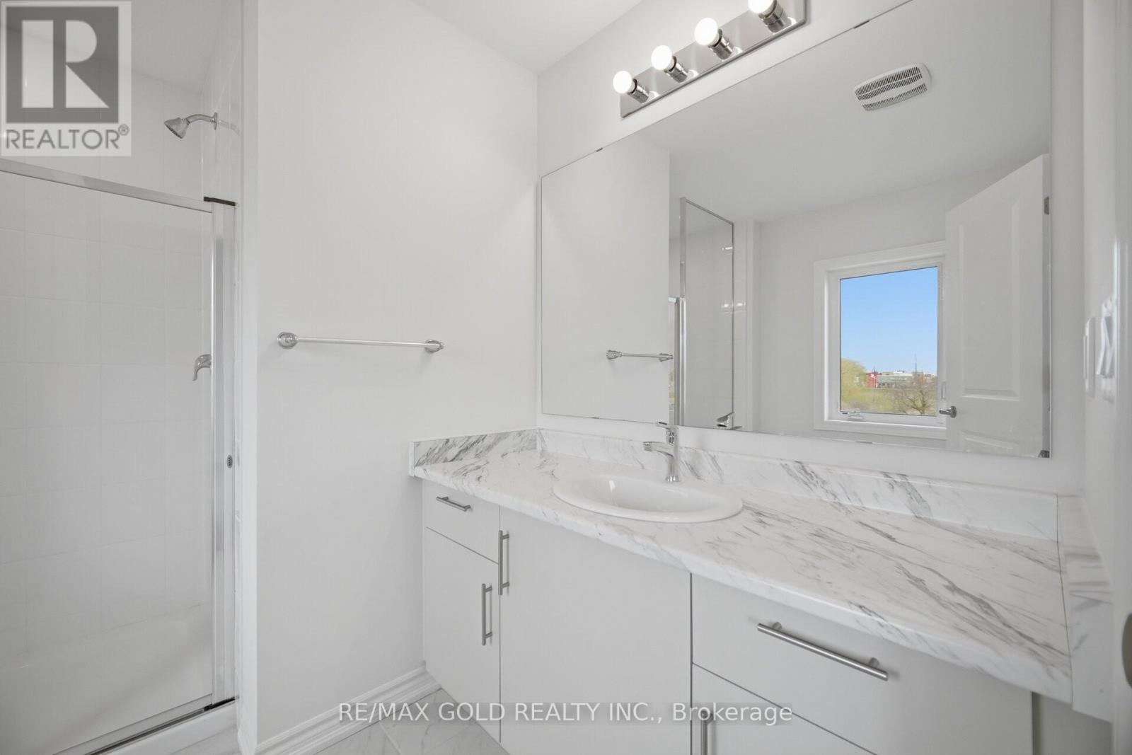 31 Watkins Road, Brampton, Ontario  L6R 4E3 - Photo 14 - W13024854