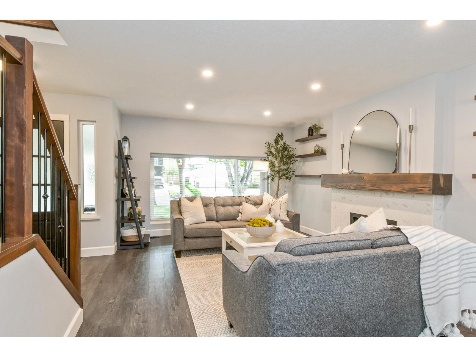 5865 169 Street, Surrey, British Columbia  V3S 7A1 - Photo 4 - R3112990