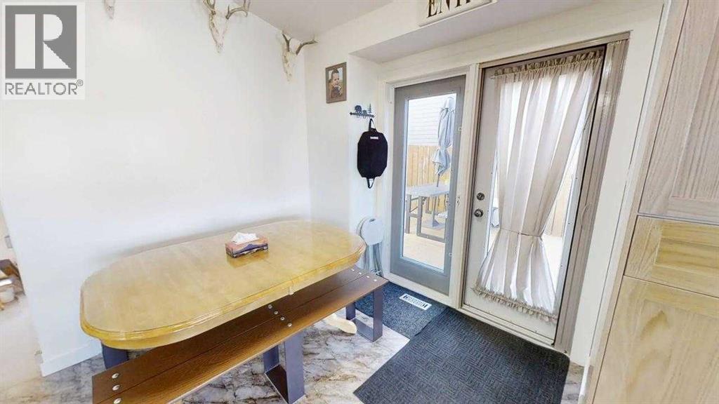 668 Blackfoot Terrace W, Lethbridge, Alberta  T1K 7X6 - Photo 4 - A2287585