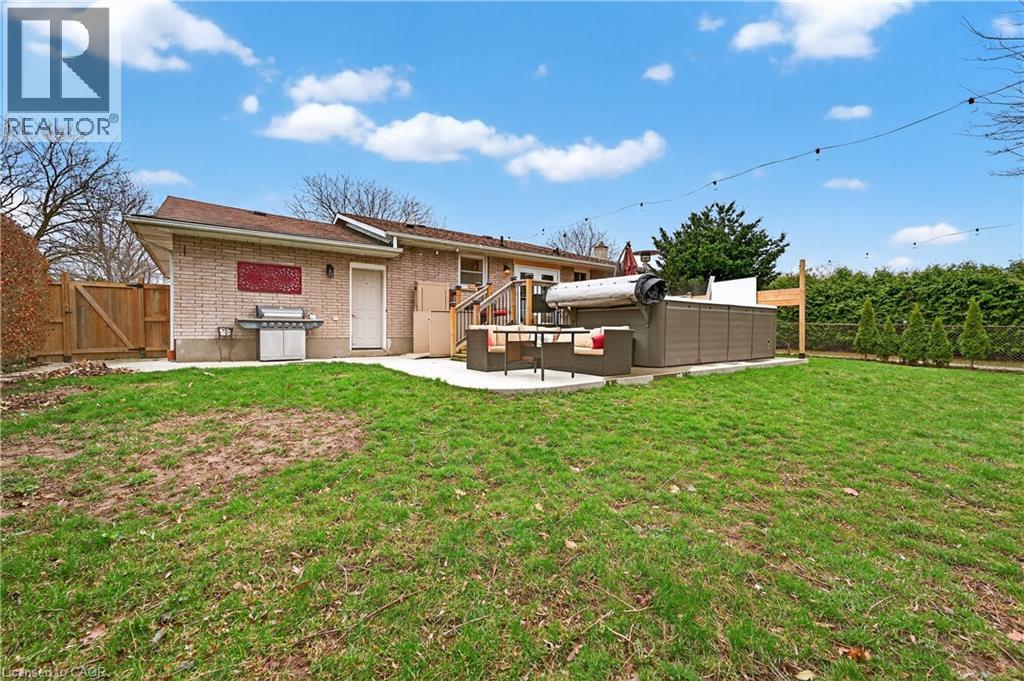 79 Prince Charles Drive, St. Catharines, Ontario  L2N 3Y8 - Photo 28 - 40822735