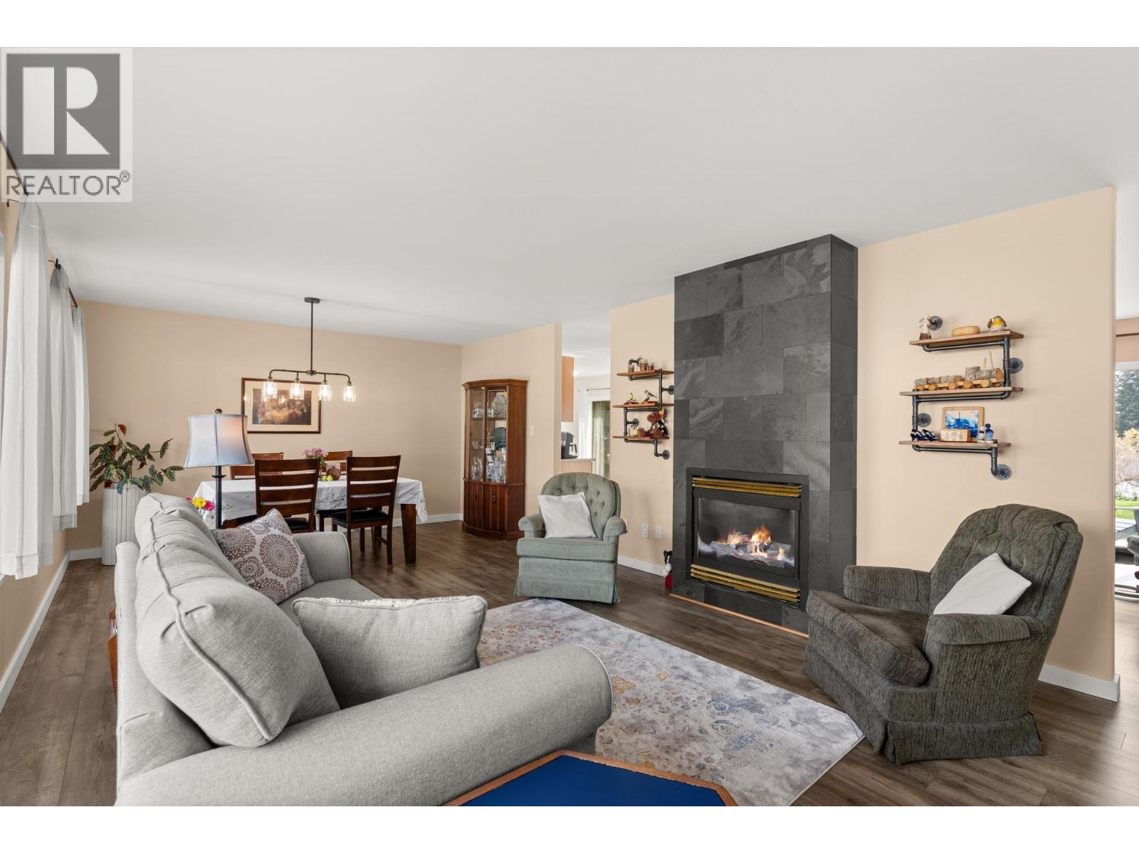 6365 Homestead Avenue, Sechelt, British Columbia  V7Z 0M7 - Photo 12 - R3113936